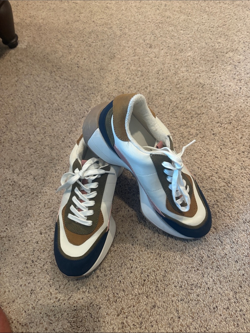 No Boundaries Women's White Navy Brown Trim Athletic Sneakers